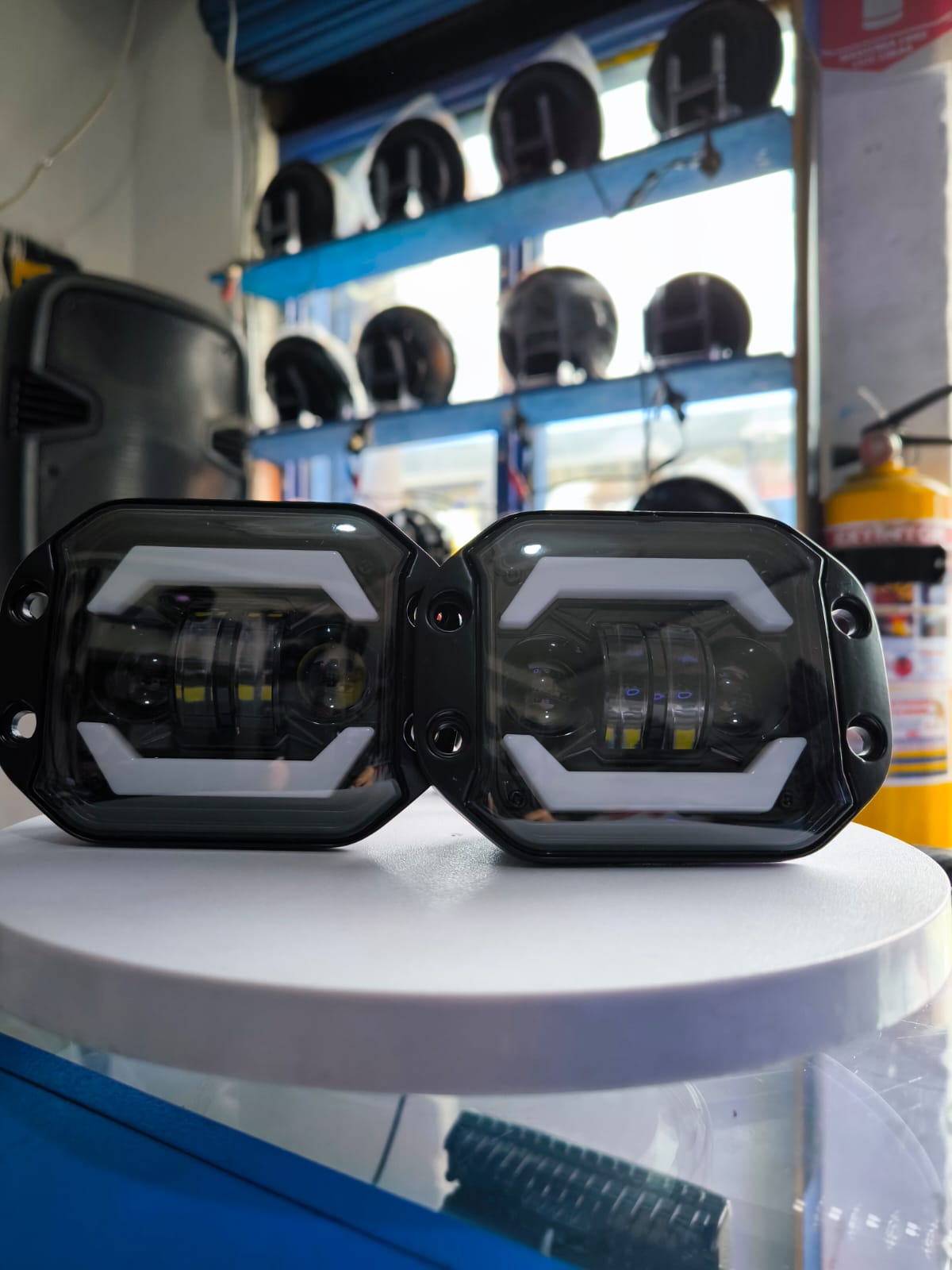 PAR EXPLORADORAS CONECTOR H4 (TB047)